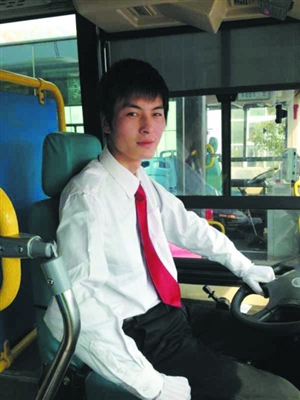 苏州最帅地铁司机引追捧 侧面瞬间融化少女心【图】
