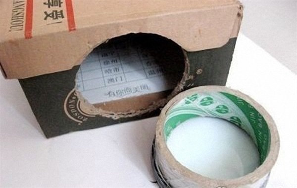 教程：牛人花10元钱自制手机投影仪