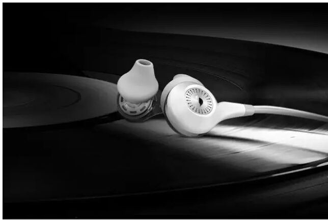 解决智能耳机三大痛点：七千猫“声宴”下的二