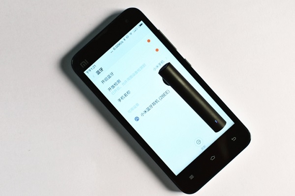 小米蓝牙耳机怎么用 小米蓝牙耳机与手机配对教程