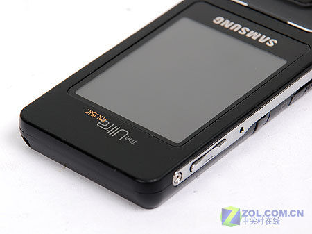 双面双屏超轻薄音乐至尊 三星F308评测 
