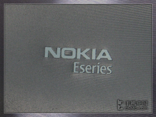 600MHz商务小强 超薄S60诺基亚E52评测 