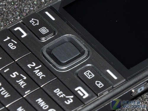 600MHz商务环保智能机 诺基亚E52评测 