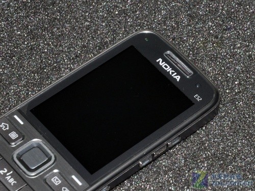 600MHz商务环保智能机 诺基亚E52评测 