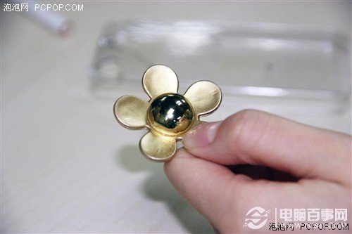 给iPhone做件衣裳 diy水钻手机壳教程 