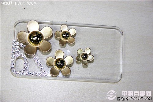 给iPhone做件衣裳 diy水钻手机壳教程 