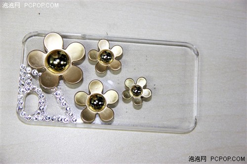 给iPhone做件衣裳 diy水钻手机壳教程 