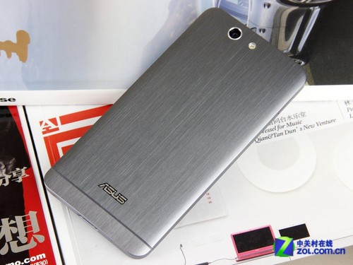 贵过iPhone5? 华硕PadFone Infinity评测 