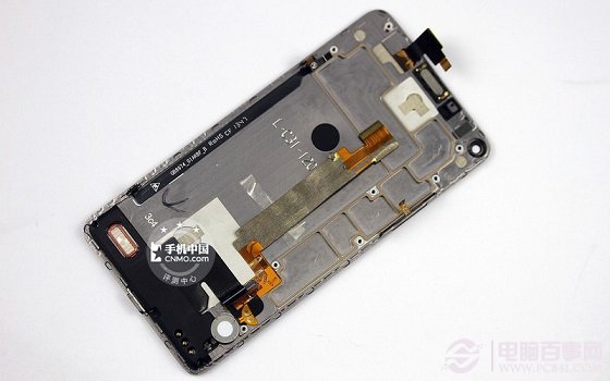 努比亚 Z5S的屏幕面板特写