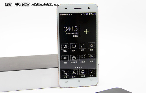 5160元演绎超薄金属设计 OONE手机评测