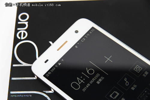 5160元演绎超薄金属设计 OONE手机评测