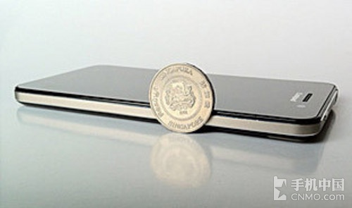 全球最薄双待智能机 酷派大观S再曝光