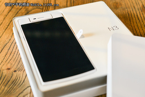 5.9巨屏 OPPO N3多彩渲染图曝光