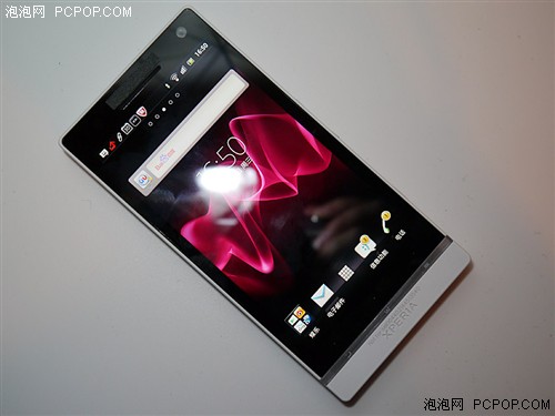 外形时尚靓丽 索尼Xperia S LT26i解析