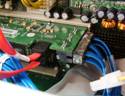 实战火箭RAID 1820A RAID5磁盘阵列卡 