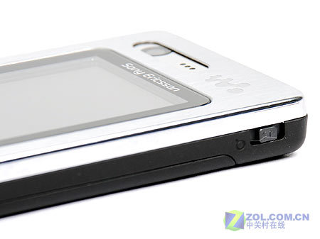 简体中文版索爱W880独家评测 