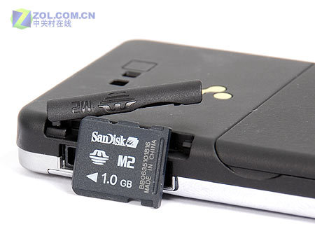 简体中文版索爱W880独家评测 