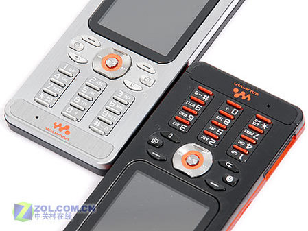 简体中文版索爱W880独家评测 