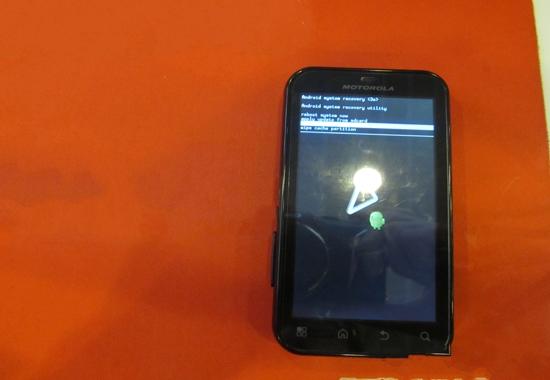 defy 4.0_MOTO Defy刷 Android 4.0详细刷机教程