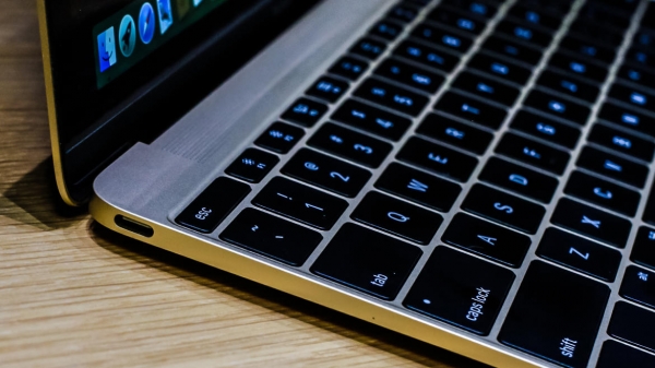 全新MacBook上手：12寸Retina显示屏 起价1299美元