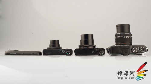 不只是卡片机皇 索尼黑卡RX100评测
