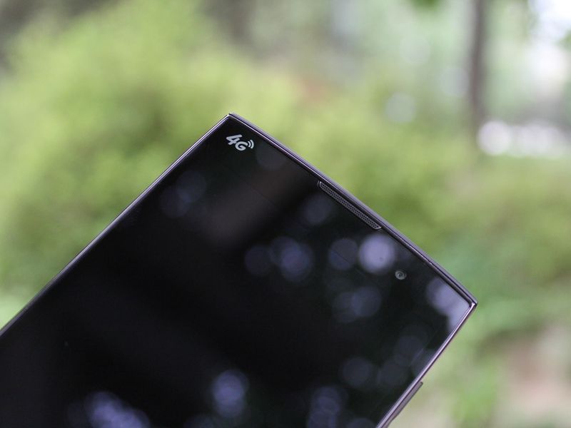 移动自主4G手机M811图赏：5吋720P屏售999元