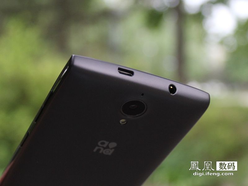 移动自主4G手机M811图赏：5吋720P屏售999元