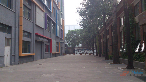 千元级四核5英寸大屏 夏新N890评测