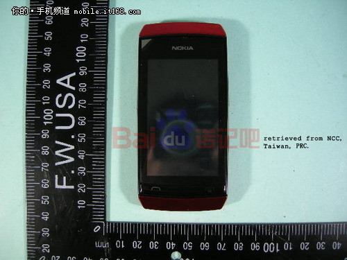 多点触控 S40全触屏诺基亚3060国内亮相