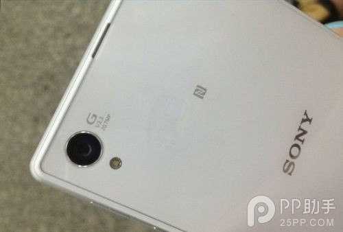 索尼honami xperia i1配置曝光 真机谍照比iPhone5大不少