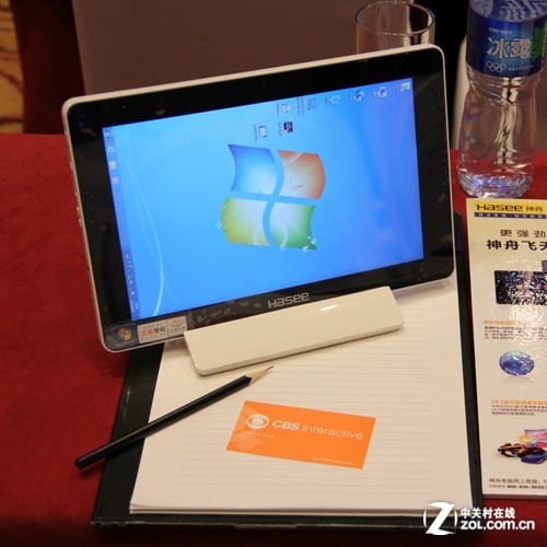 64G Win7平板不到3K 神舟飞天A10首测 