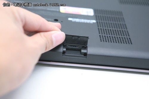 ThinkPad S430机身细节及接口介绍