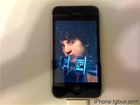 iPhone/iPod touch全系列越狱软件黑雨blackra1n RC1使用