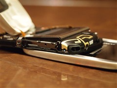 hp veer_惠普Veer 4G拆机图 手机内部做工精细