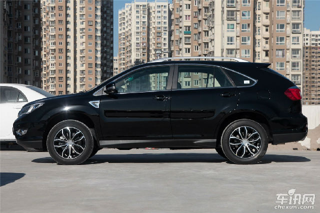 比亚迪s7 直降2.5万 走全国送礼包 