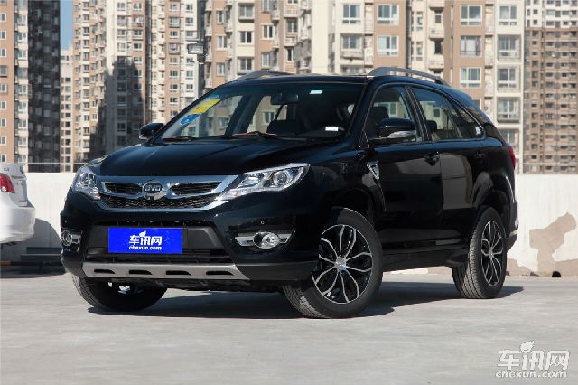 比亚迪s7 直降2.5万 走全国送礼包 