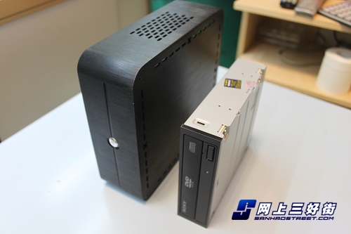 全铝拉丝小箱！立人Q8机箱到货三好街