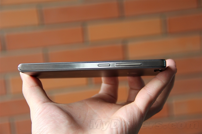 可拆后壳的Ascend P6：华为G6手机评测