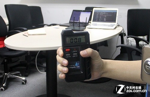 揭真相！无线路由器的辐射到底可怕不？ 