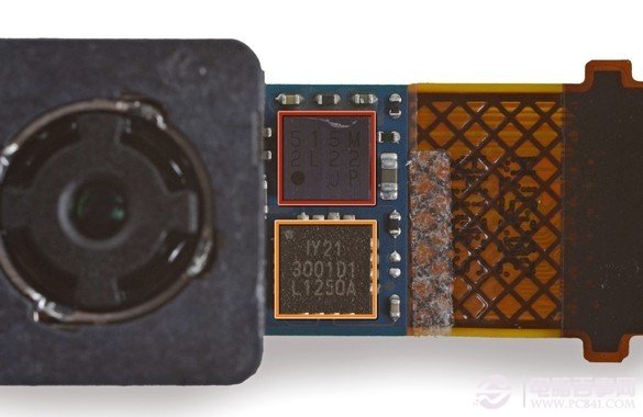 HTC One M7拆解全揭秘 做工紧密超难拆解