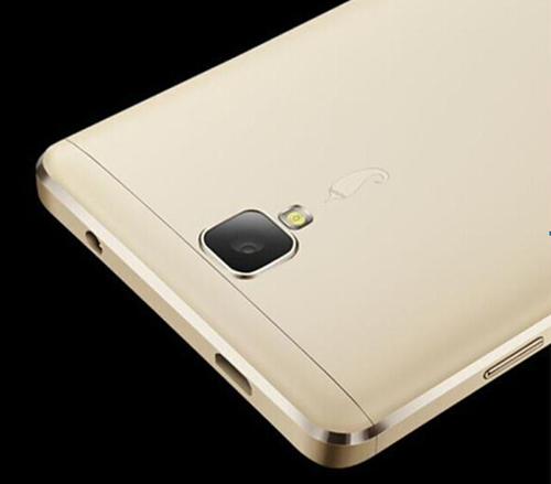 做工与性价兼备小辣椒X3打造手机新概念