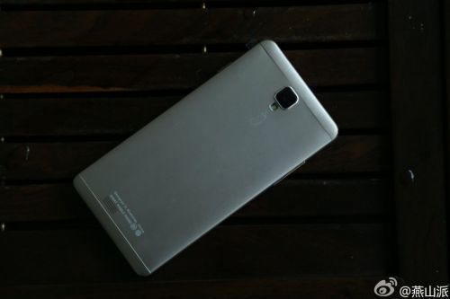 华为Mate7 mini真相：居然是小辣椒X3手机