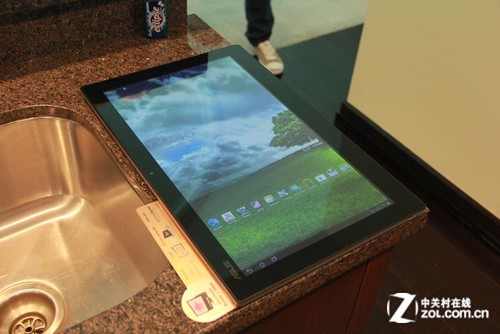 3种工作模式 华硕P1801平板AIO现场解析