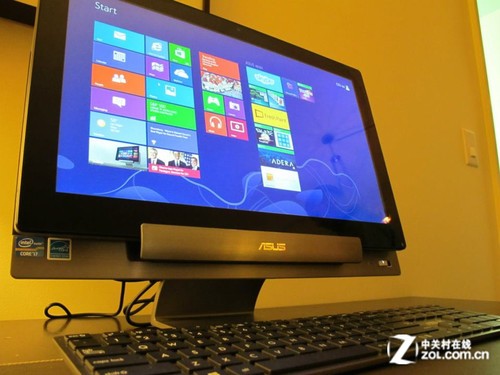 华硕P1801亮相CES 一体机从此摆脱桌面 