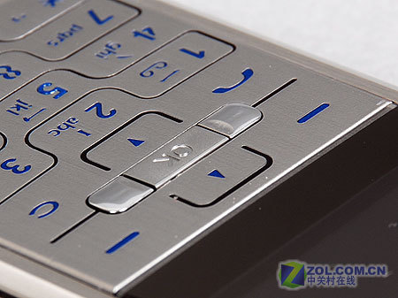 直板SHINE也闪耀！超薄直板LG KG77评测 