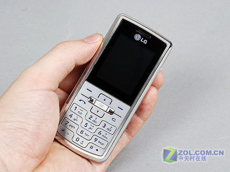 直板SHINE也闪耀！超薄直板LG KG77评测 