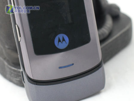 向RAZR V3说再见 摩托罗拉V3i详细评测