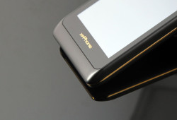 首款Win7电脑手机 xpPhone2锋尚升级版评测