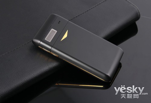 笔电锋xpPhone2 背面