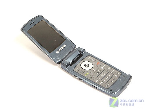 9.6毫米320万像素金属身 三星U308评测 